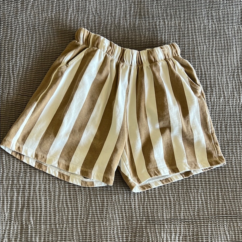 Zara boys striped plush shorts